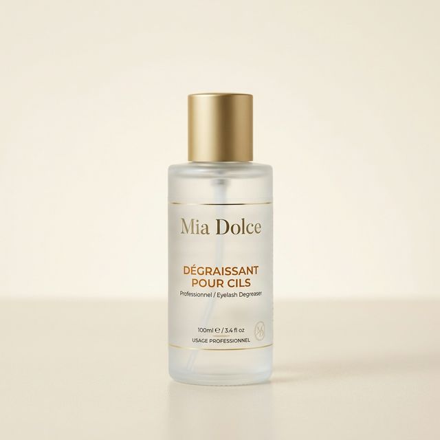 Dégraissant pour cils